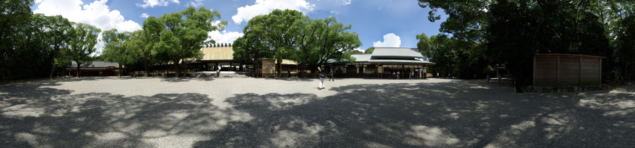 熱田神宮拝殿