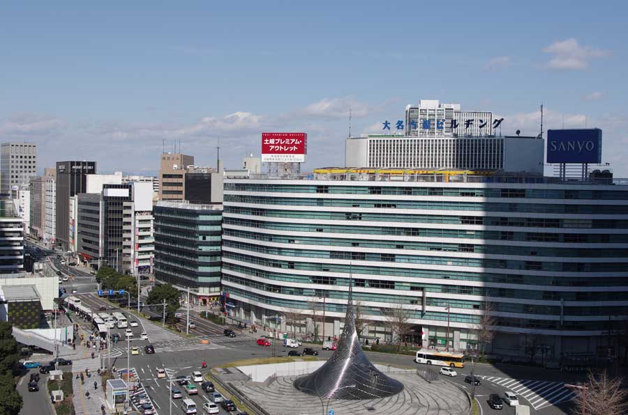 名古屋駅桜通口の顔として有名